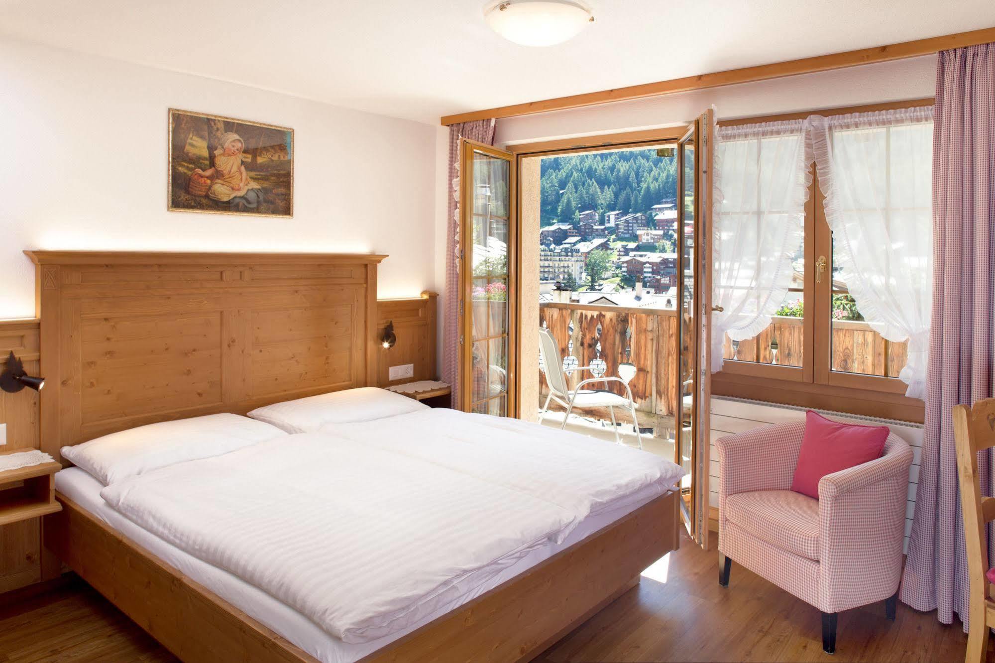 Hotel Romantica Zermatt Exterior foto